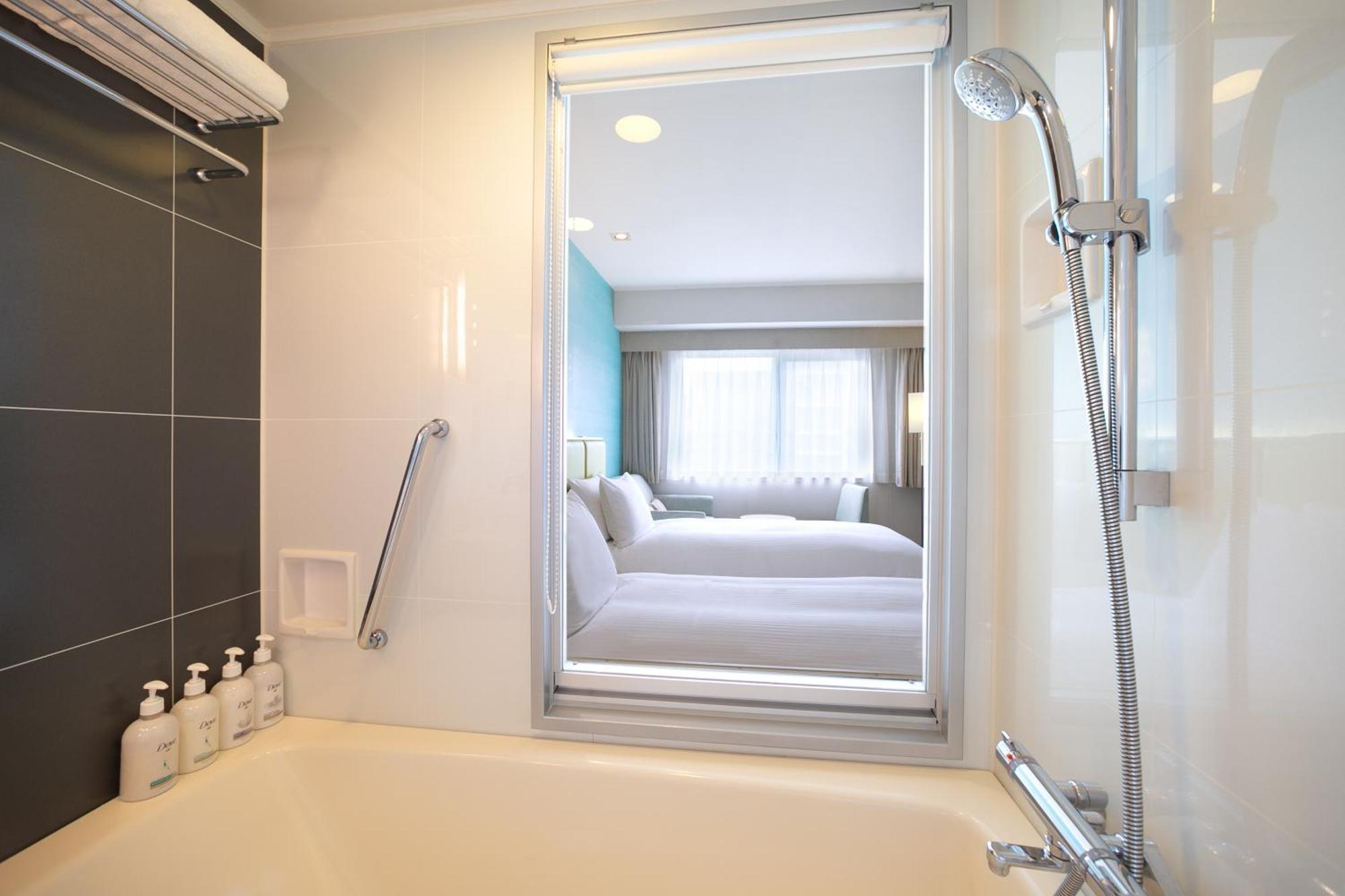 Holiday Inn Osaka Namba By Ihg מראה חיצוני תמונה