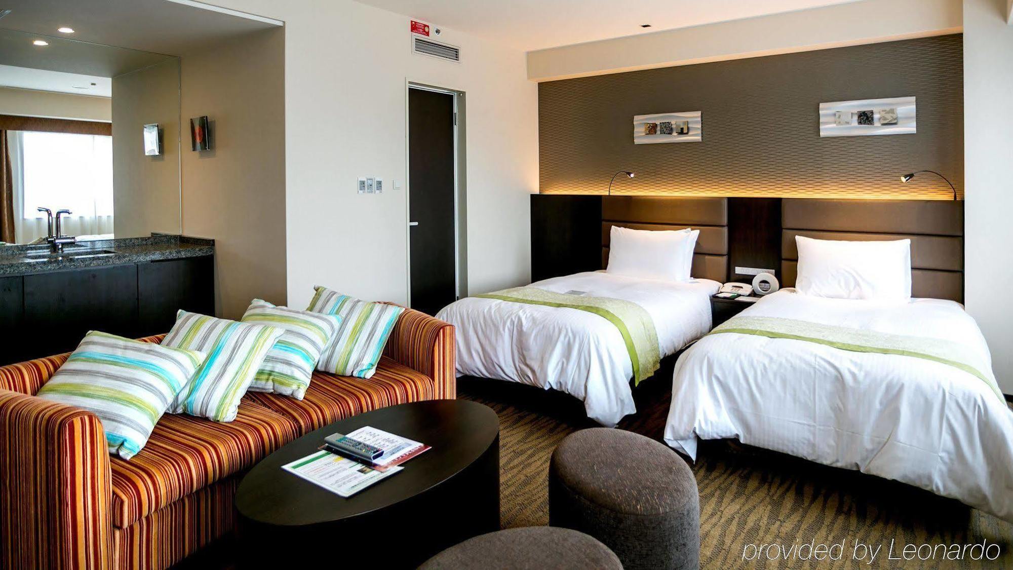 Holiday Inn Osaka Namba By Ihg מראה חיצוני תמונה