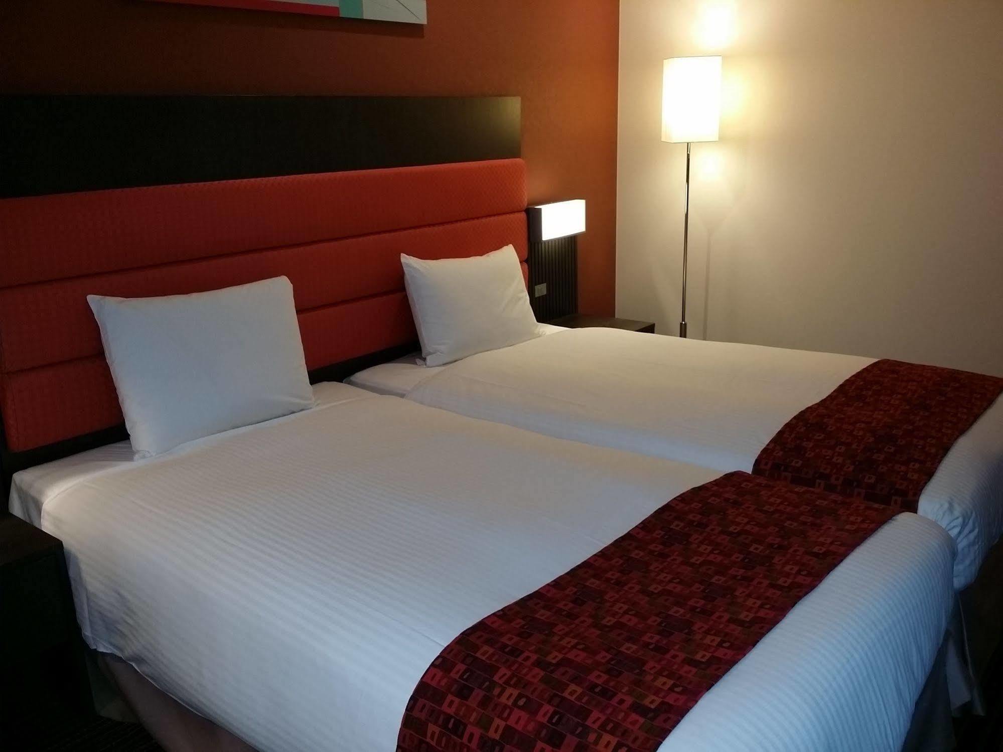 Holiday Inn Osaka Namba By Ihg מראה חיצוני תמונה